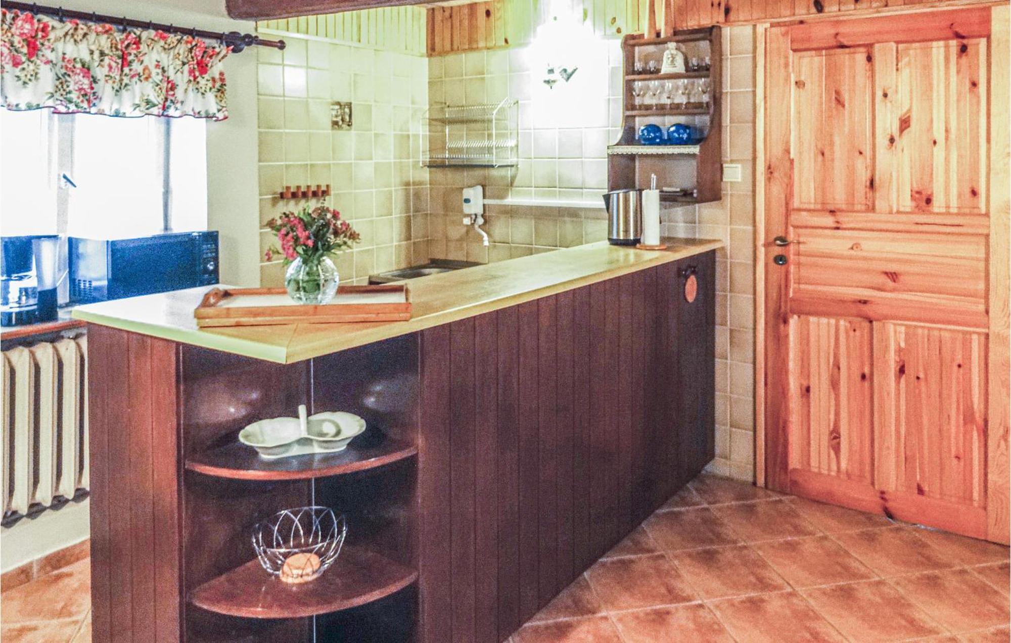 Awesome home in Pleszew with 2 Bedrooms&WiFi Zawidowice Zewnętrze zdjęcie
